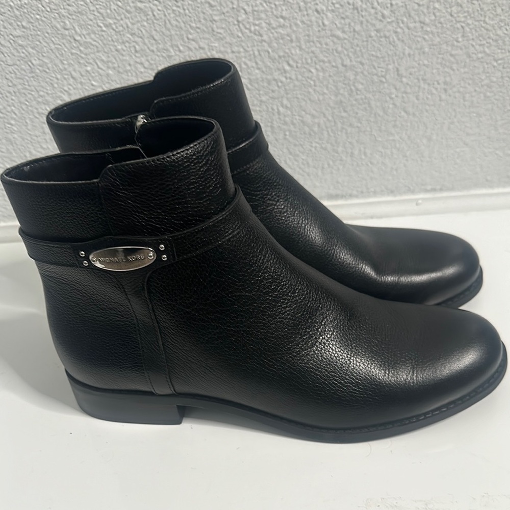 Michael kors black leather ankle boots size 10 great  Women's Black Ankle Boots - Picture 2 of 8